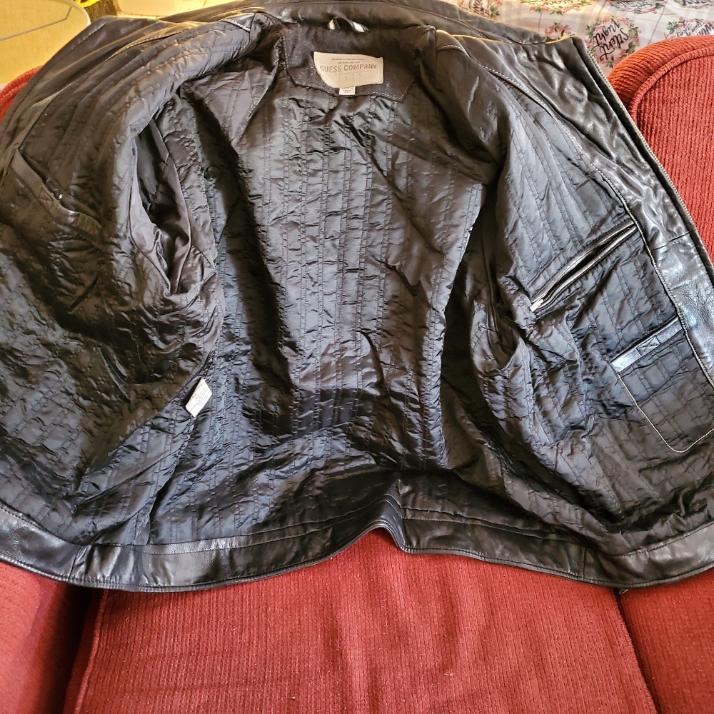 Leather jacket - Picture 3 of 3